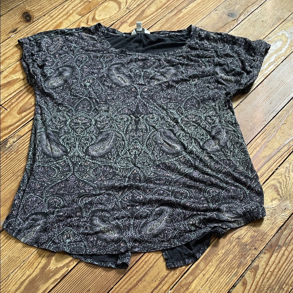Lucky Brand Black Paisley Short Sleeve Top